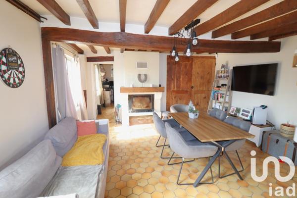 Longère 3 pièces de 66 m² à Arnières-sur-Iton (27180)