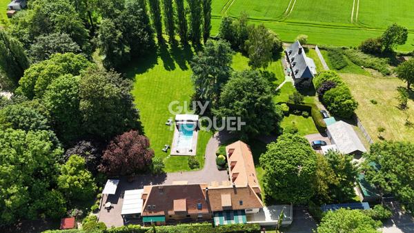Exclusivité ! Propriété normande comprenant deux habitations
