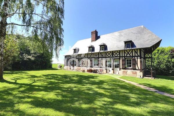 Exclusivité ! Propriété normande comprenant deux habitations