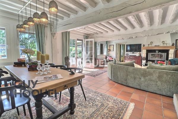 Exclusivité ! Propriété normande comprenant deux habitations