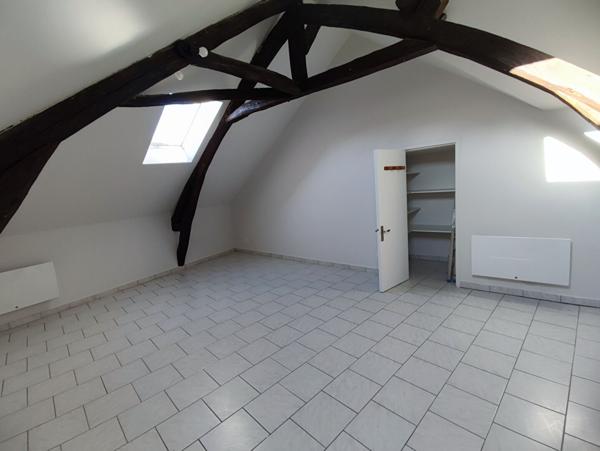 Location appartement Buchelay - 1 pièce(s) - 22 m² - 530 €/mois