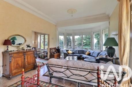 Maison à vendre 10 pièces 289 m² Marseille 12