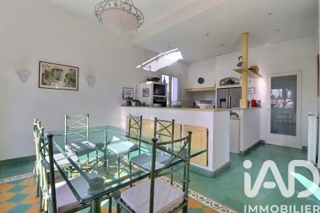 Maison à vendre 10 pièces 289 m² Marseille 12