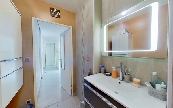 Appartement à vendre    3 pièces • 54 m2 Lyon 9