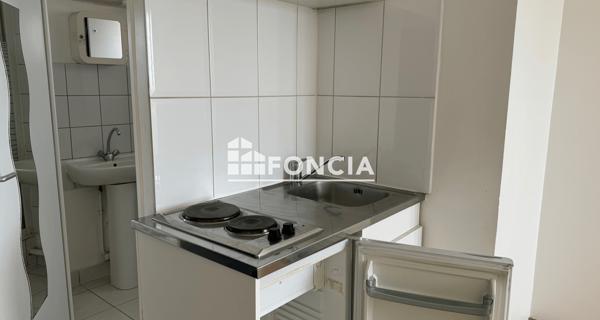 Location Studio 18.9 m² - ÉLancourt 78990