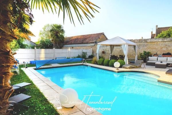 Maison de caractère en pierre avec piscine – 160 m² – ERNES (14270)