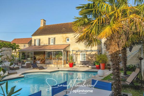 Maison de caractère en pierre avec piscine – 160 m² – ERNES (14270)