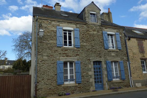 Maison à vendre - 7 pièces - 200 m² JOSSELIN (56120)