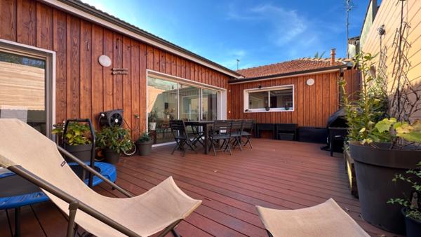 Talence Victor Louis - Arcachonnaise 4 pièces de plain-pied entièrement rénovée