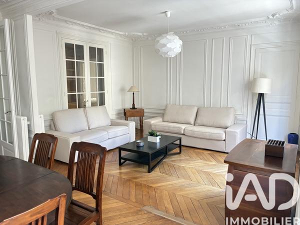Location appartement 5 pièces 107 m² Paris 15