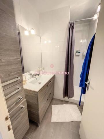 Appartement à vendre 2 pièces de 57 m²