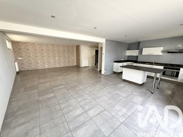 Appartement à vendre 4 pièces 151 m² Fraisses