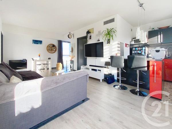 Appartement F2 à vendre  2 pièces - 50,15 m2 ROCHEFORT - 17