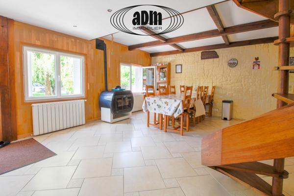 Maison
                                                                                                                                                                                                                                                                                                                        5 pièce(s)                                                                                                                                                                                                          3 chambre(s)                                                                                                                                                                                                          160  m²