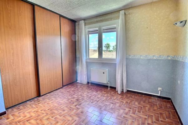 Marignane - À vendre un appartement de type 4 avec jardin dans une résidence fermée