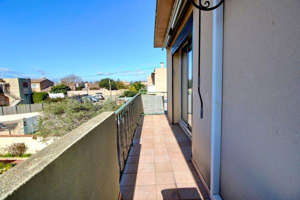 Marignane - À vendre un appartement de type 4 avec jardin dans une résidence fermée