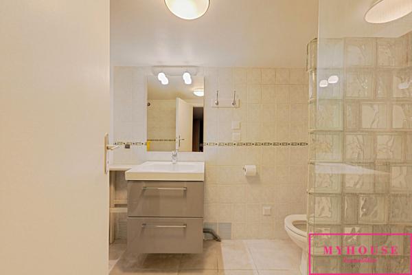 Maison
                                                                                                                                                                                                                                                                                                                        6 pièce(s)                                                                                                                                                                                                          4 chambre(s)                                                                                                                                                                                                          115  m²