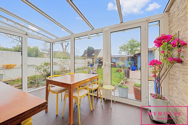 Maison
                                                                                                                                                                                                                                                                                                                        6 pièce(s)                                                                                                                                                                                                          4 chambre(s)                                                                                                                                                                                                          115  m²