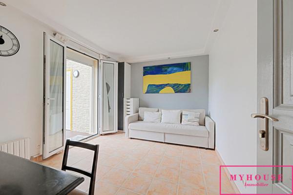 Maison
                                                                                                                                                                                                                                                                                                                        6 pièce(s)                                                                                                                                                                                                          4 chambre(s)                                                                                                                                                                                                          115  m²