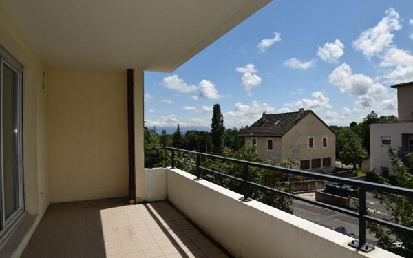 Appartement à louer    2 pièces •  Cessy