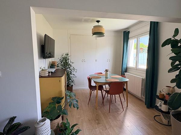 Maison  5 pièce(s)  Le Mans quartier Croix georgette avec 3 chambres, cuisine équipé, garage, terrain, proche écoles, commerces