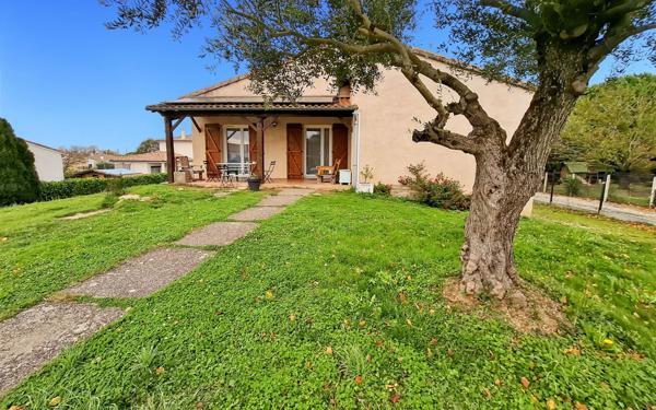 Maison à vendre    5 pièces •  Pompignan