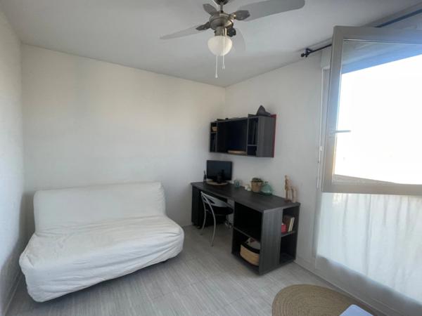 Aix en Provence Studio à vendre dans une résidence calme avec vue dégagée et jardin , parking privatif en sous sol