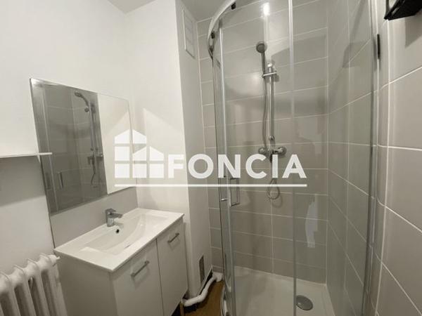 Location Studio 24.5 m² - 41/43 RUE DU GENERAL BORDAS Talence 33400