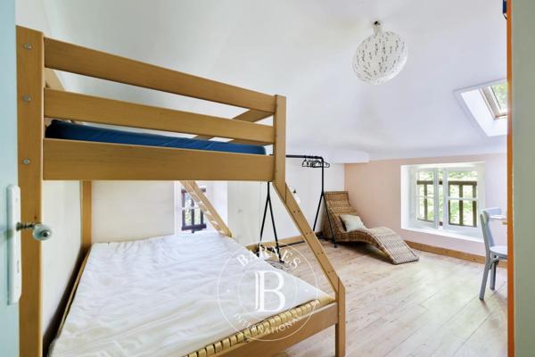 Saint-Pée-sur-Nivelle, Maison 5 Chambres -  230 m² à vendre