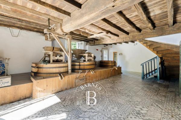 Saint-Pée-sur-Nivelle, Maison 5 Chambres -  230 m² à vendre