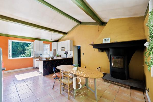 Saint-Pée-sur-Nivelle, Maison 5 Chambres -  230 m² à vendre