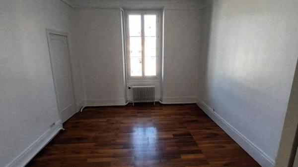 Appartement 4 pièces                                        - 38000 Grenoble Réf : 5317