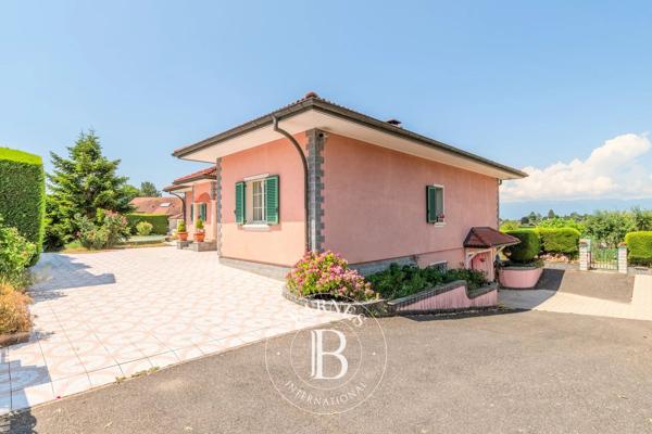 Veigy-Foncenex, Maison 4 Chambres -  198 m² à vendre