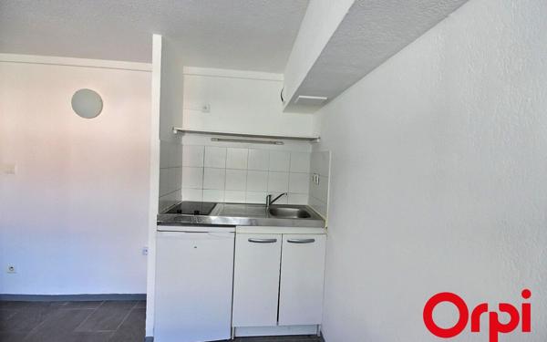 Appartement à louer    1 pièce • 16,81 m2 Marseille 14