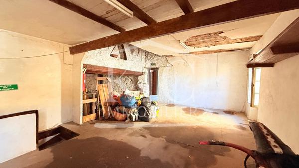 PROCHE CARCASSONNE - MAISON DE MAÎTRE - 200 M² - 2 TERRASSES - GARAGE - CAVE - À RÉNOVER Détails des diagnostics énergétiques