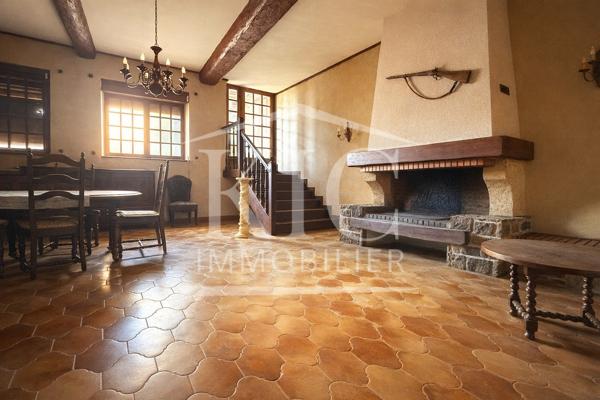 PROCHE CARCASSONNE - MAISON DE MAÎTRE - 200 M² - 2 TERRASSES - GARAGE - CAVE - À RÉNOVER Détails des diagnostics énergétiques