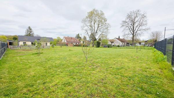 MARMAGNE TERRAIN CONSTRUCTIBLE 850M²