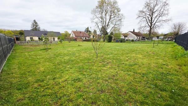 MARMAGNE TERRAIN CONSTRUCTIBLE 850M²