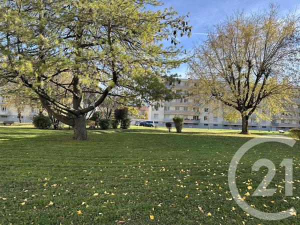 Appartement T4 à vendre  4 pièces - 67,70 m2 SEYSSINET PARISET - 38