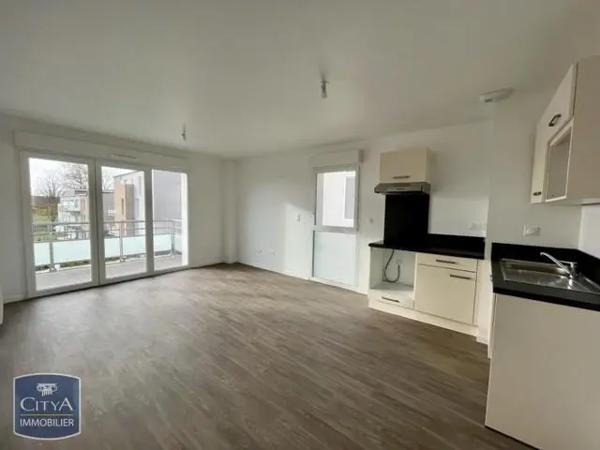 Appartement à louer 3 pièces 61.72m² Chartres (28000)
