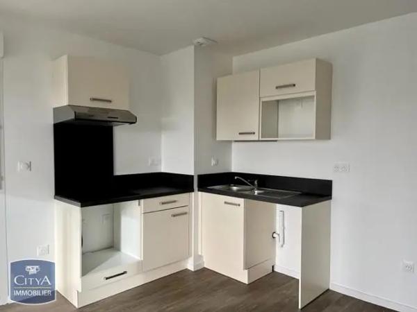 Appartement à louer 3 pièces 61.72m² Chartres (28000)