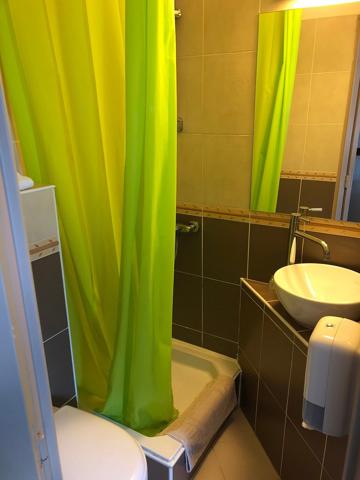 Local Commercial
        
        - 1000 m² 496 800 €*