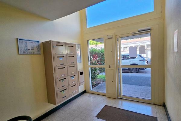 Appartement Saint-Michel-sur-Orge 4 pièces 77 m2, balcon, place de parking privative et cave