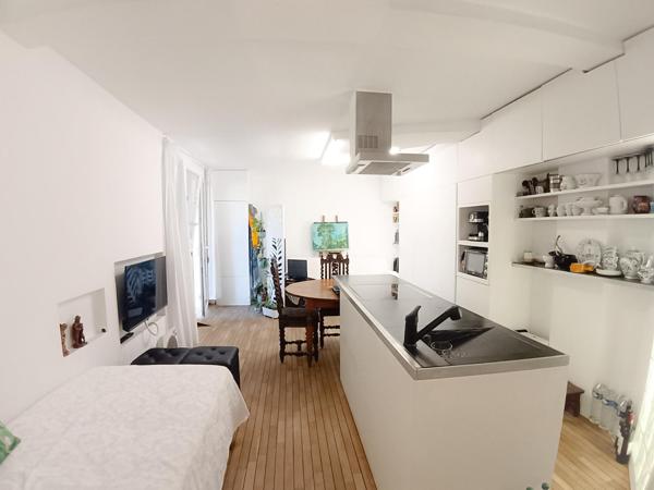 Appartement à FREJUS, 83370 - 1 pièce 24m²