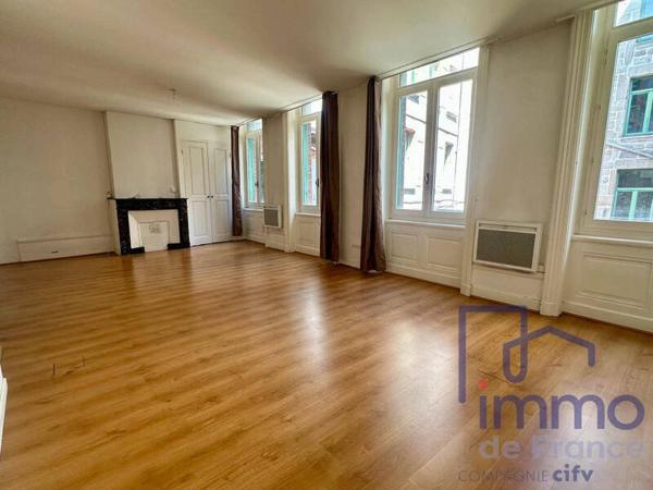 Appartement 2 pièces                                        - 42000 Saint-Étienne Réf : 2793-CIFVFOREZVELAY
