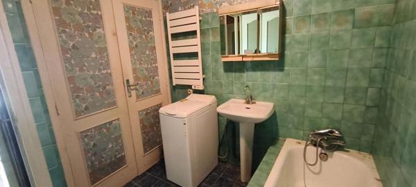 Exclusivité!! Côtes d'Armor. 22210 Plémet, Maison en pierres, 2 chambres, dépendances, garage et terrain