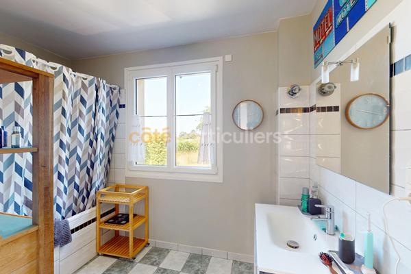 Vente
                Maison128 m² - 5 Pièces -
                    CONDE SUR VIRE (50420)