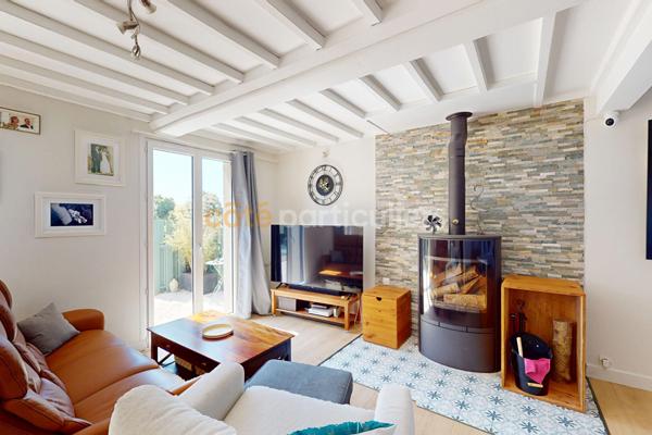 Vente
                Maison128 m² - 5 Pièces -
                    CONDE SUR VIRE (50420)