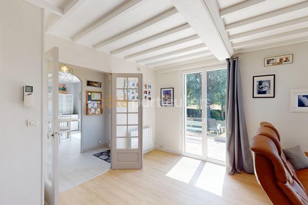 Vente
                Maison128 m² - 5 Pièces -
                    CONDE SUR VIRE (50420)