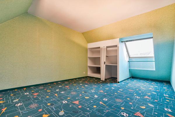 Charmante Maison à Vendre à Brie-Comte-Robert - 5 Chambres et Grand Jardin !